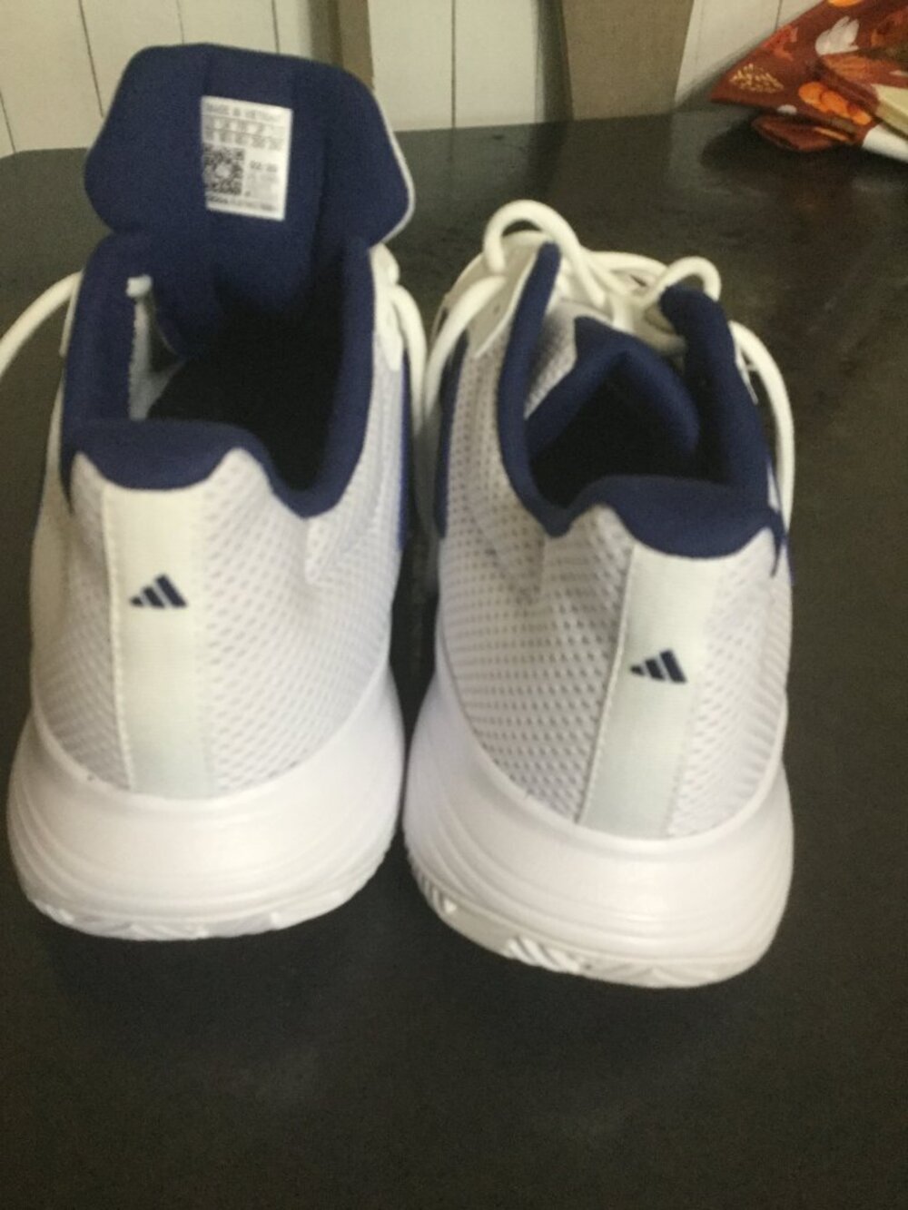 NEW without tags attached Adidas Spec2 tennis sneakers size 11 just tried on. - Picture 4 of 6